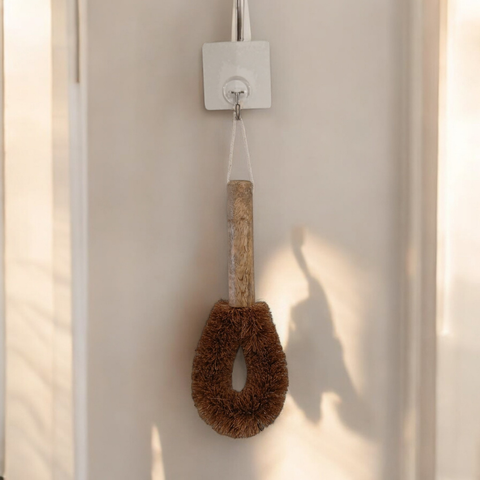 DISH PAN BRUSH